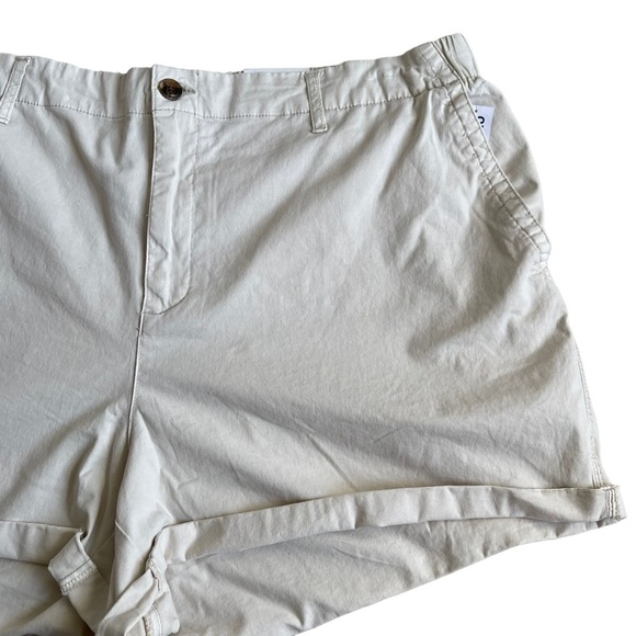 Old Navy Women’s OG Chino Shorts Plus Size 3X High Waist Versatile Slouchy - Picture 3 of 10